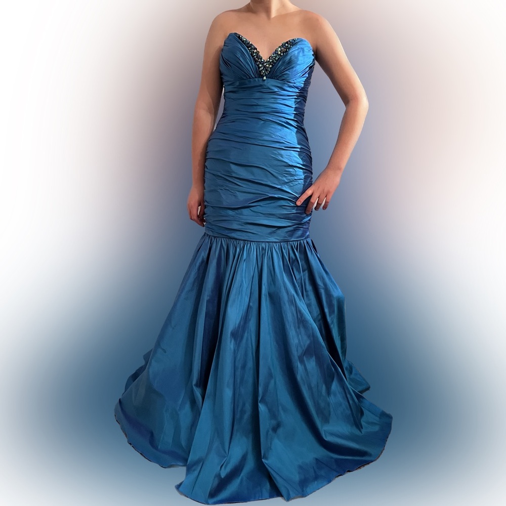 Sherri Hill gown